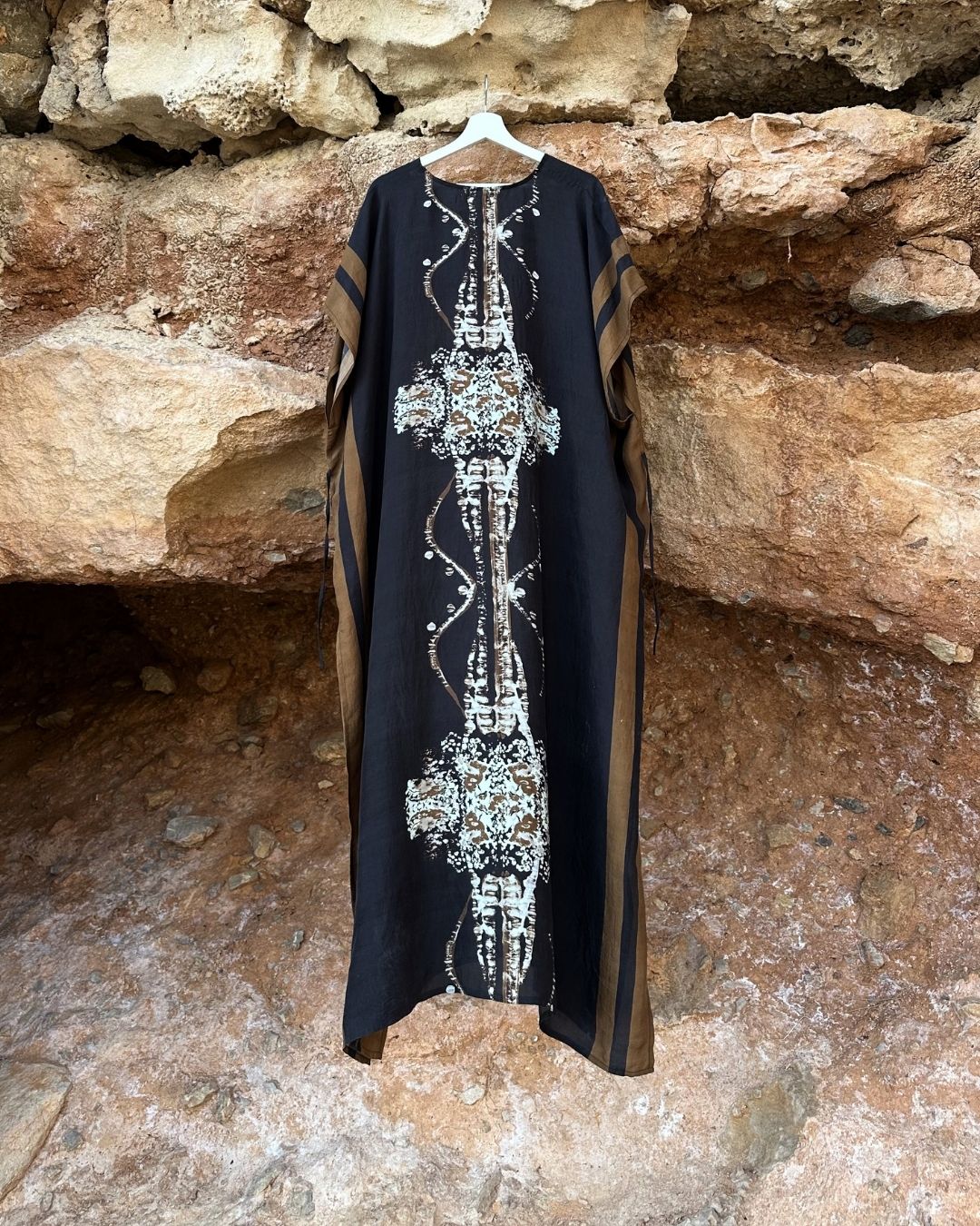 The Fluid Dress - Noir Wash